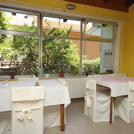 And With Parking Space Konukevi