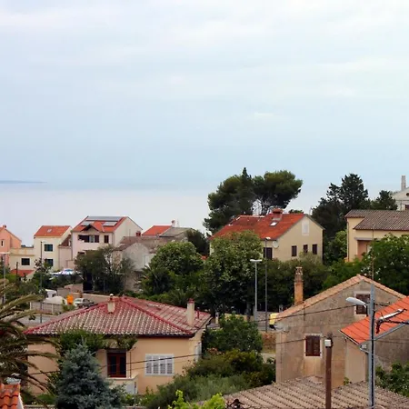 And With Parking Space Mali Lošinj