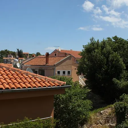 Pensión And With Parking Space Mali Lošinj