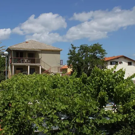 And With Parking Space Mali Losinj