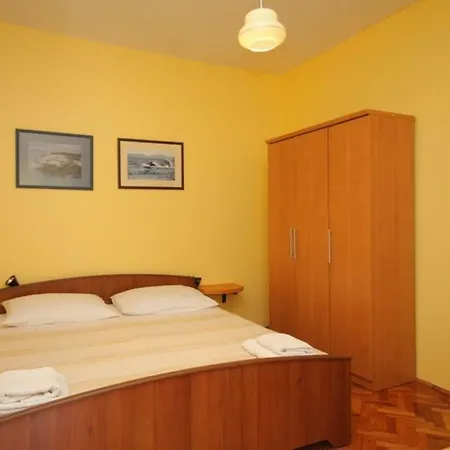 And With Parking Space Konukevi