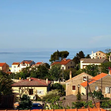 And With Parking Space Guest house Mali Losinj