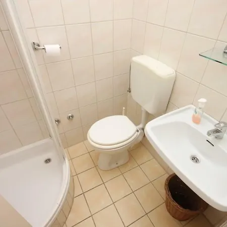 And With Parking Space Konukevi Mali Lošinj